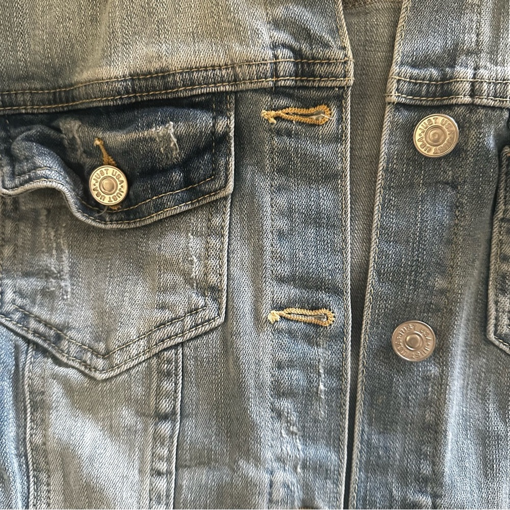 Light Blue Denim Jacket - Picture 3 of 9